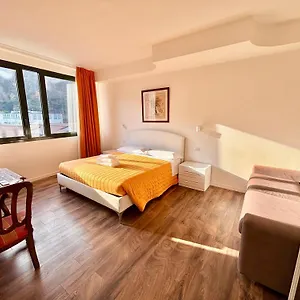 3* Lejlighedshotel Victoria Royal Garden